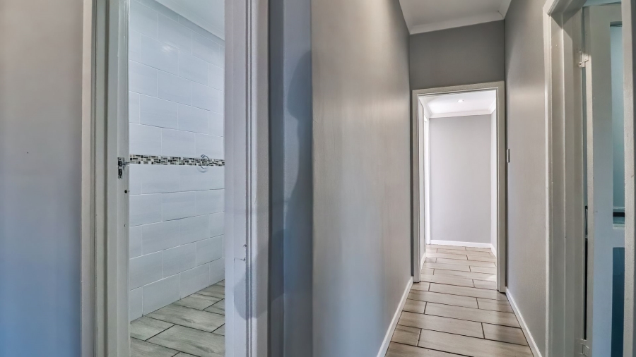 To Let commercial Property for Rent in Newton Park Eastern Cape